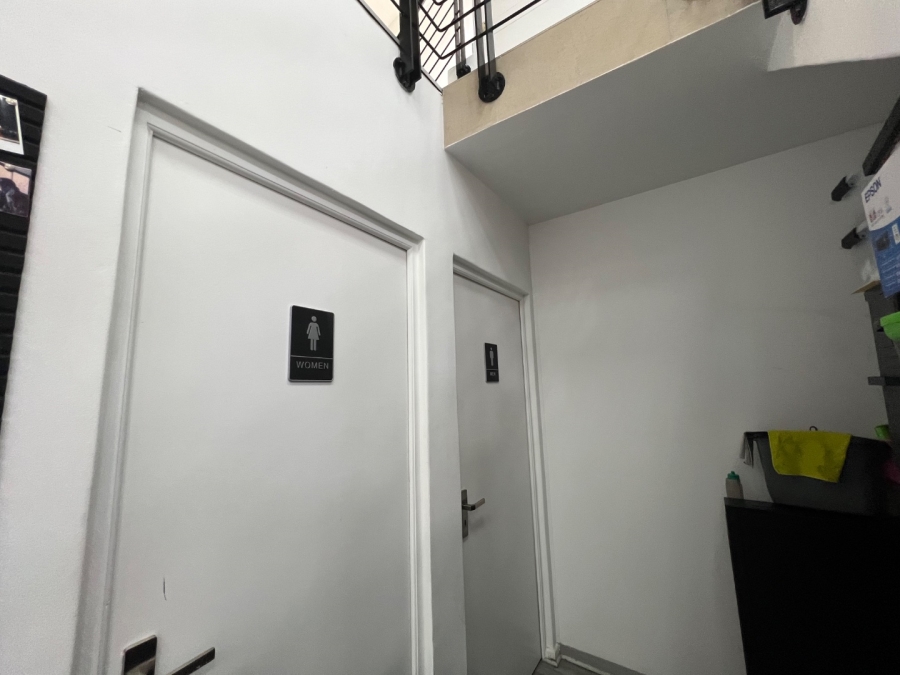 To Let Commercial Property for Rent in Table View Western Cape